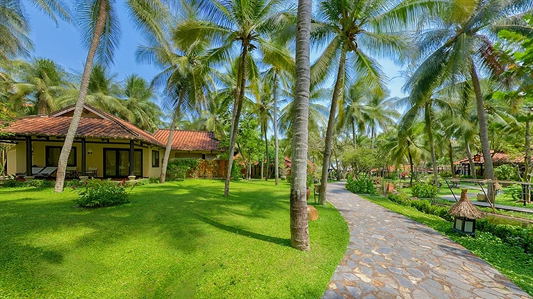 Khuôn viên Resort