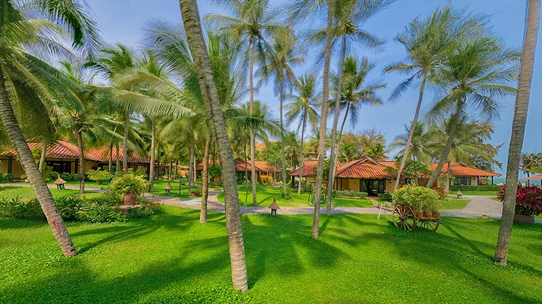Khuôn viên Resort