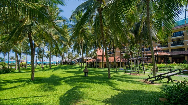 Khuôn viên Resort