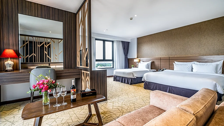 Family Triple Room City View