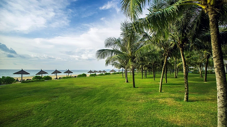 Quang cảnh chung Radisson Blu Resort