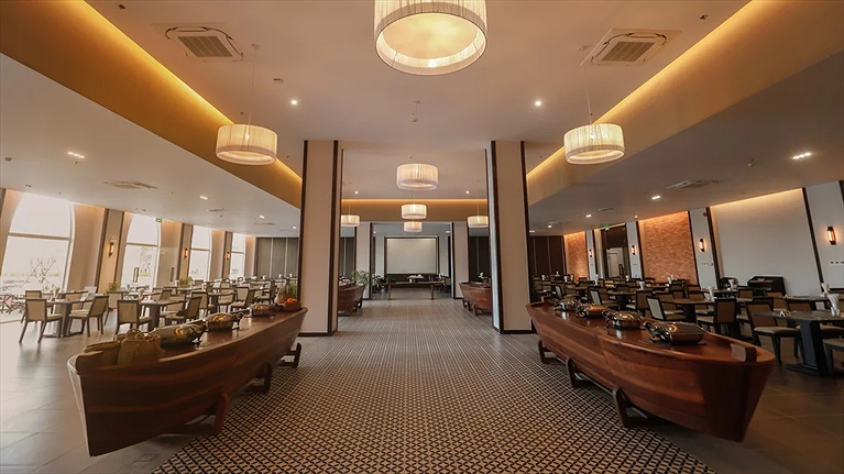 Khu vực nhà hàng