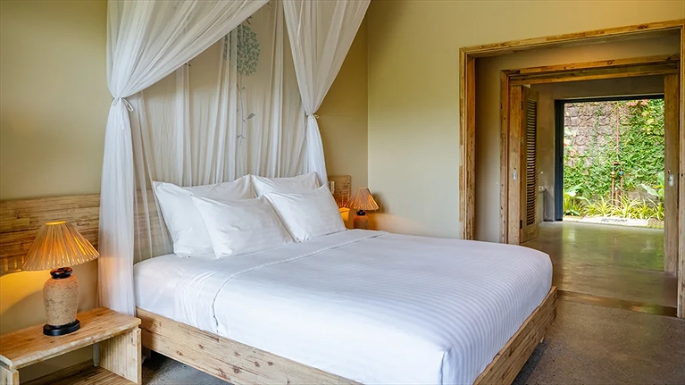 Deluxe Bungalow Garden View