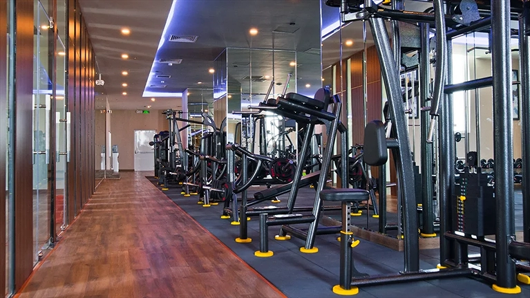 Phòng Gym với thiết bị hiện đại