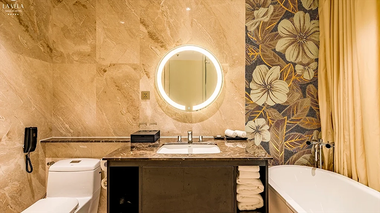 La Vela Deluxe Corner