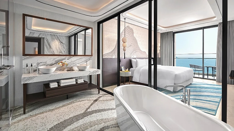 One Bedroom Suite Sea View