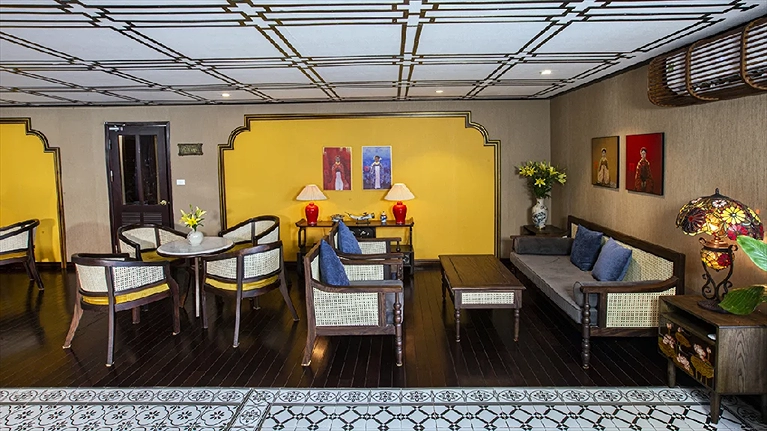 Sảnh chờ theo phong cách Đông Dương