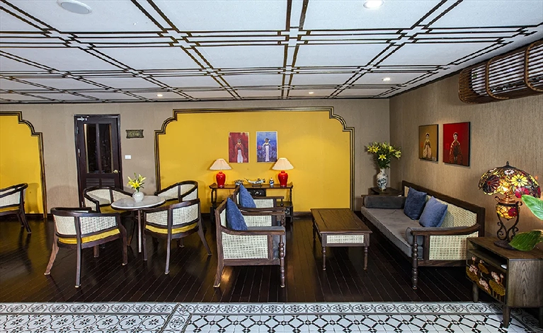 Sảnh chờ theo phong cách Đông Dương