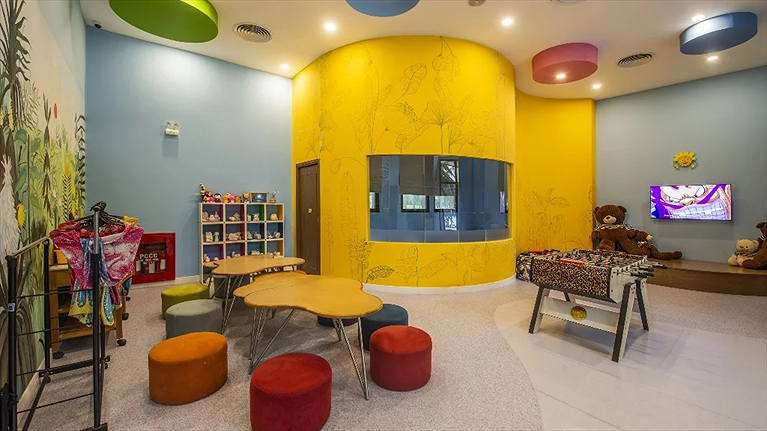 Khu vui chơi trẻ em trong Khu nghỉ cực rộng rãi