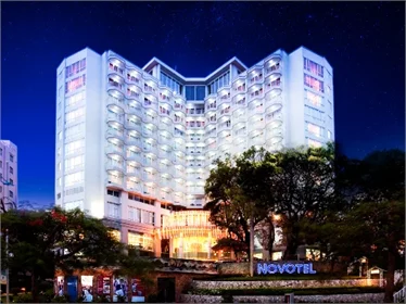 Khách sạn Novotel Hạ Long