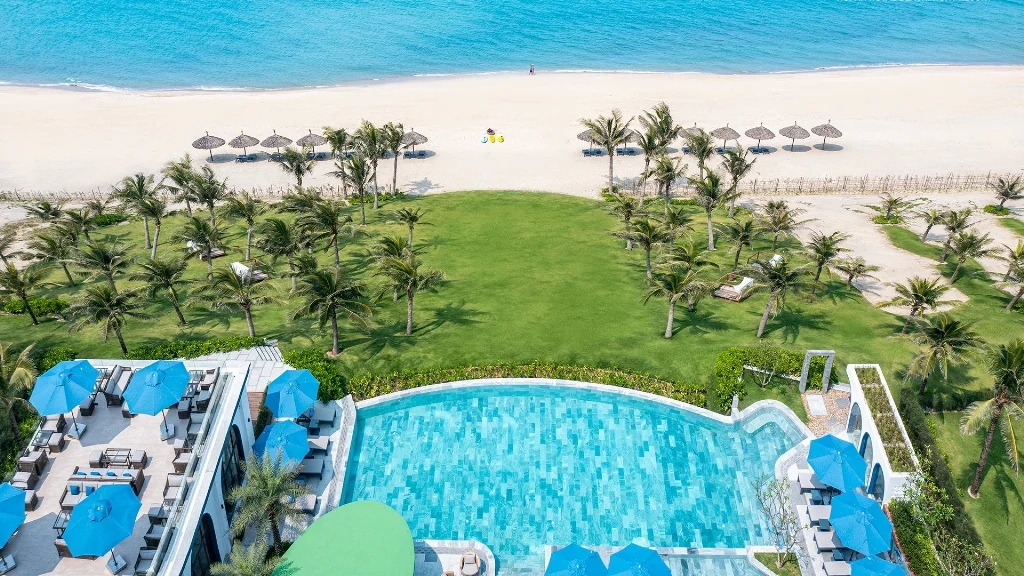 Royal Shore Beach Club