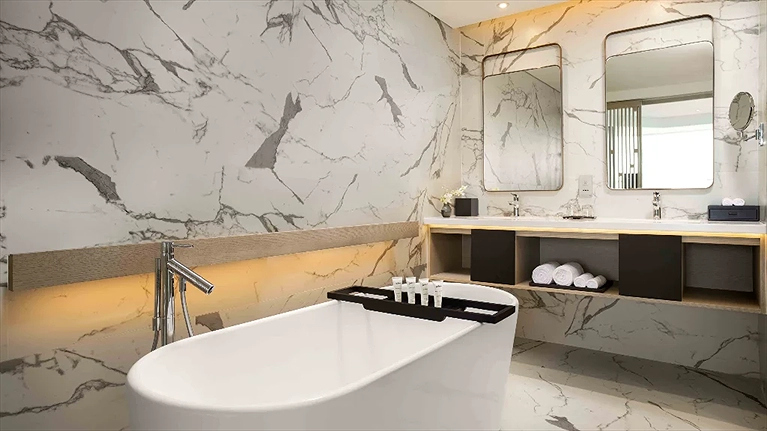 Executive Corner Suite Sea View