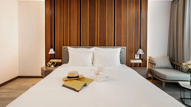 Deluxe Riverfront - Giường King