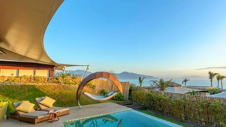 Hạng phòng Ocean View Pool Villa