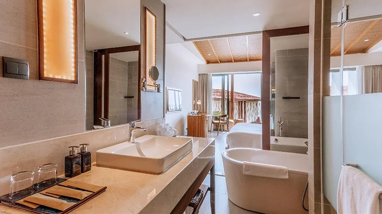 Premium Deluxe Garden View