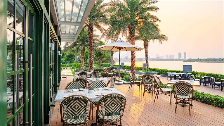 Nhà hàng The Kitchen by the river