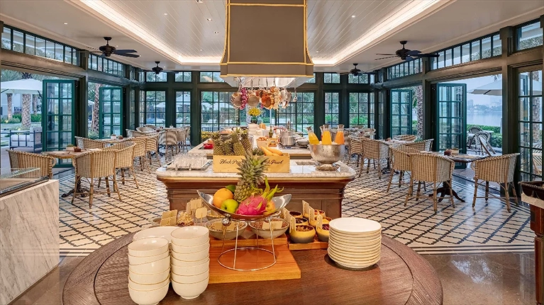 Nhà hàng The Kitchen by the river