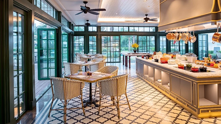 Nhà hàng The Kitchen by the river