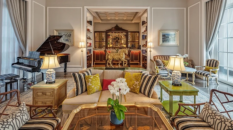 Khu vực phòng khách với phong cách Đông Dương