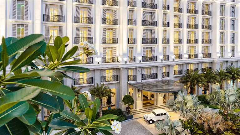 Lối vào khách sạn