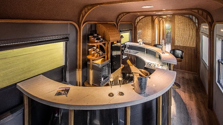 Chứa đầy nét sang trọng và lấy cảm hứng từ nét lãng mạn vượt thời gian của du lịch đường sắt