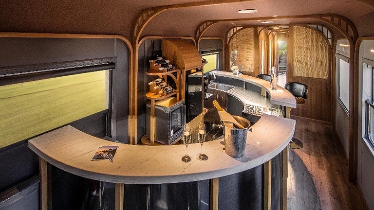 Chứa đầy nét sang trọng và lấy cảm hứng từ nét lãng mạn vượt thời gian của du lịch đường sắt