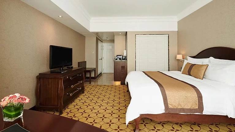 Club Deluxe Room