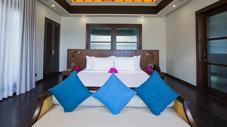 Villa Beach Front Pool