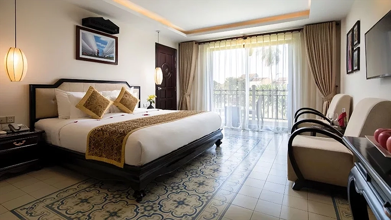 Family Connecting Room