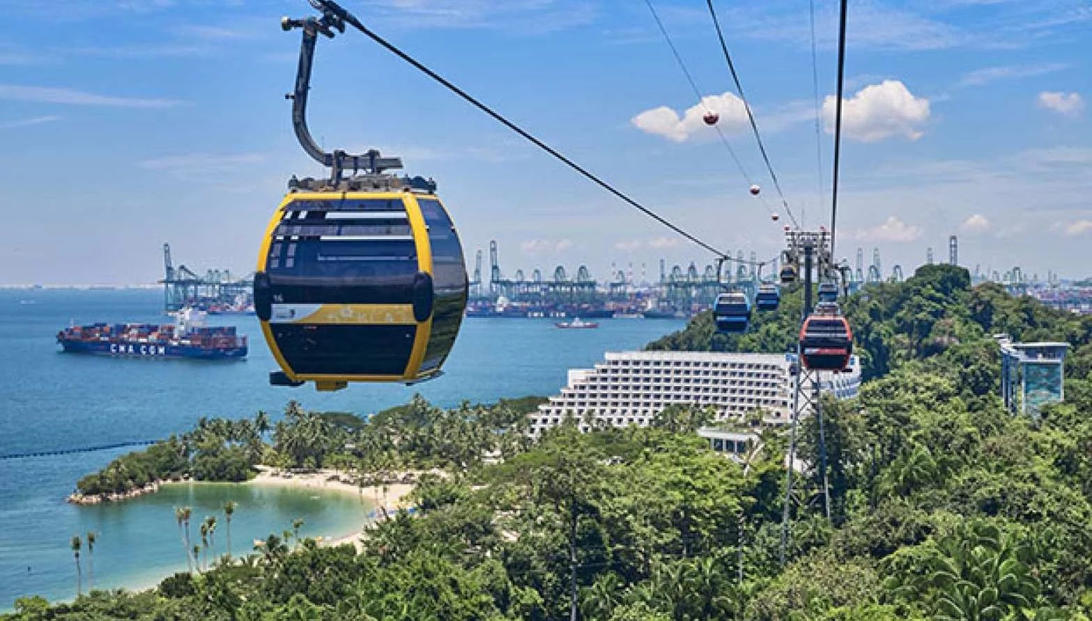 Hành trình qua rừng rậm, cát và biển trên Tuyến Sentosa, đi qua các điểm tham quan chính như Đài quan sát Imbiah, Siloso Point, Universal Studios Singapore, Thủy cung S.E.A. và nhiều địa điểm khác.