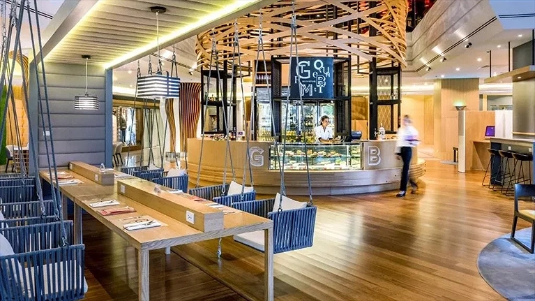 thưởng thức những món ăn truyền thống Thái Lan hấp dẫn do những đầu bếp chất lượng chế biến