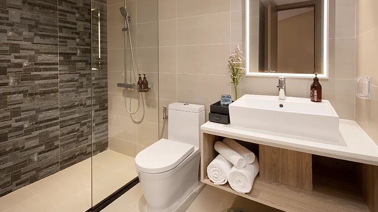 02 Bedrooms Executive