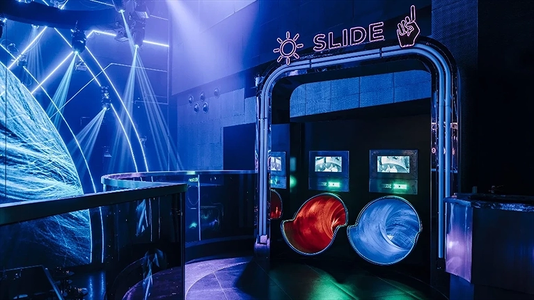 Marquee Sunny Slide Up