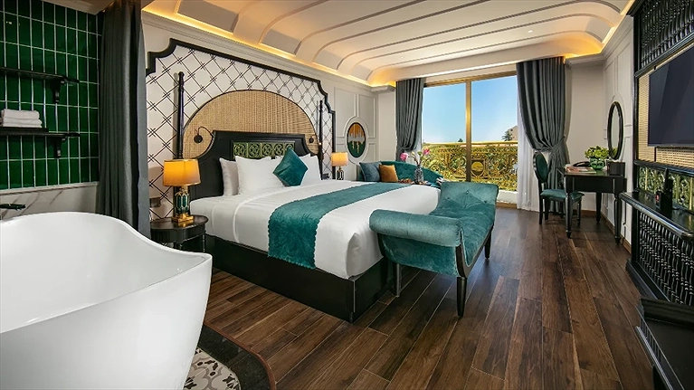 Deluxe Double Balcony