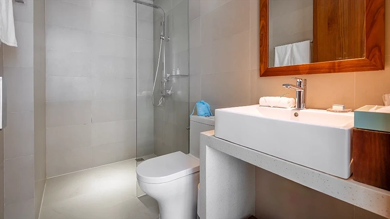 Light Plus Ocean View