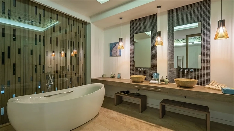 Mia Luxury Five-Bedrooms Residence