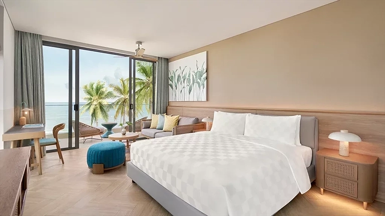 Three Bedroom Oceanfront Pool Villa