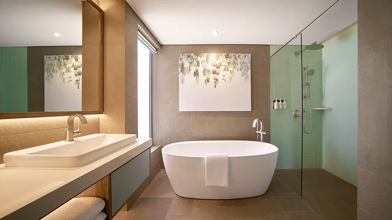 Three Bedroom Oceanfront Pool Villa