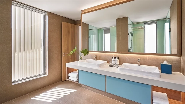 Three Bedroom Oceanfront Pool Villa