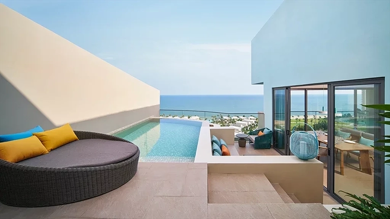 Two Bedroom Skypool Penthouse Ocean View