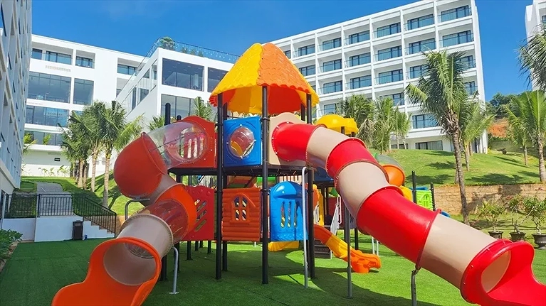 Khu vui chơi ngoài trời cho trẻ em