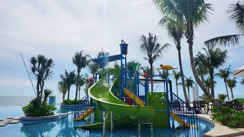 Hồ bơi