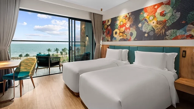 Superior Seaview Twin