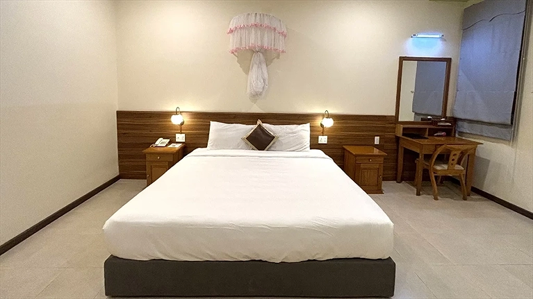 Deluxe Garden View Double