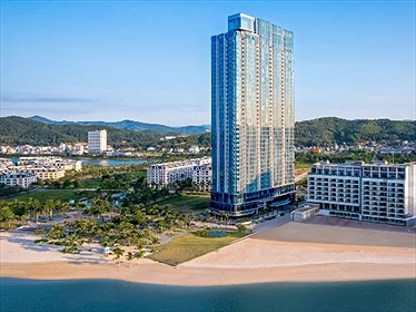 Khách sạn À La Carte Hạ Long Bay