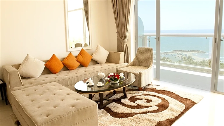 Three Bedrooms Apartment