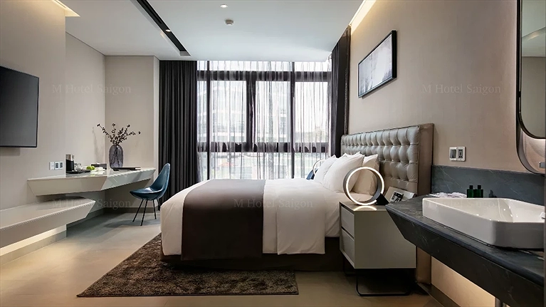 Junior Contemporary Suite