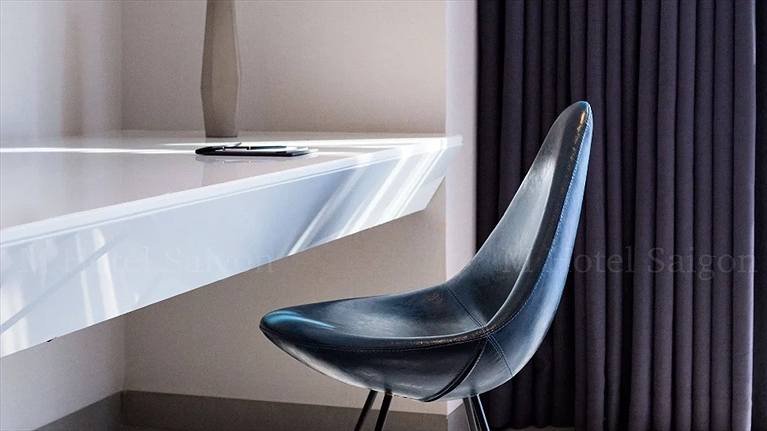 Junior Contemporary Suite