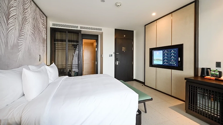 Standard King Ocean View