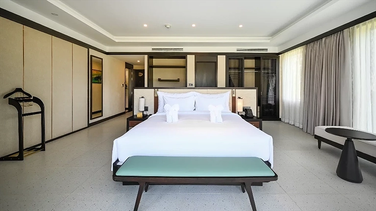 Villas 5 Bedroom Ocean View	